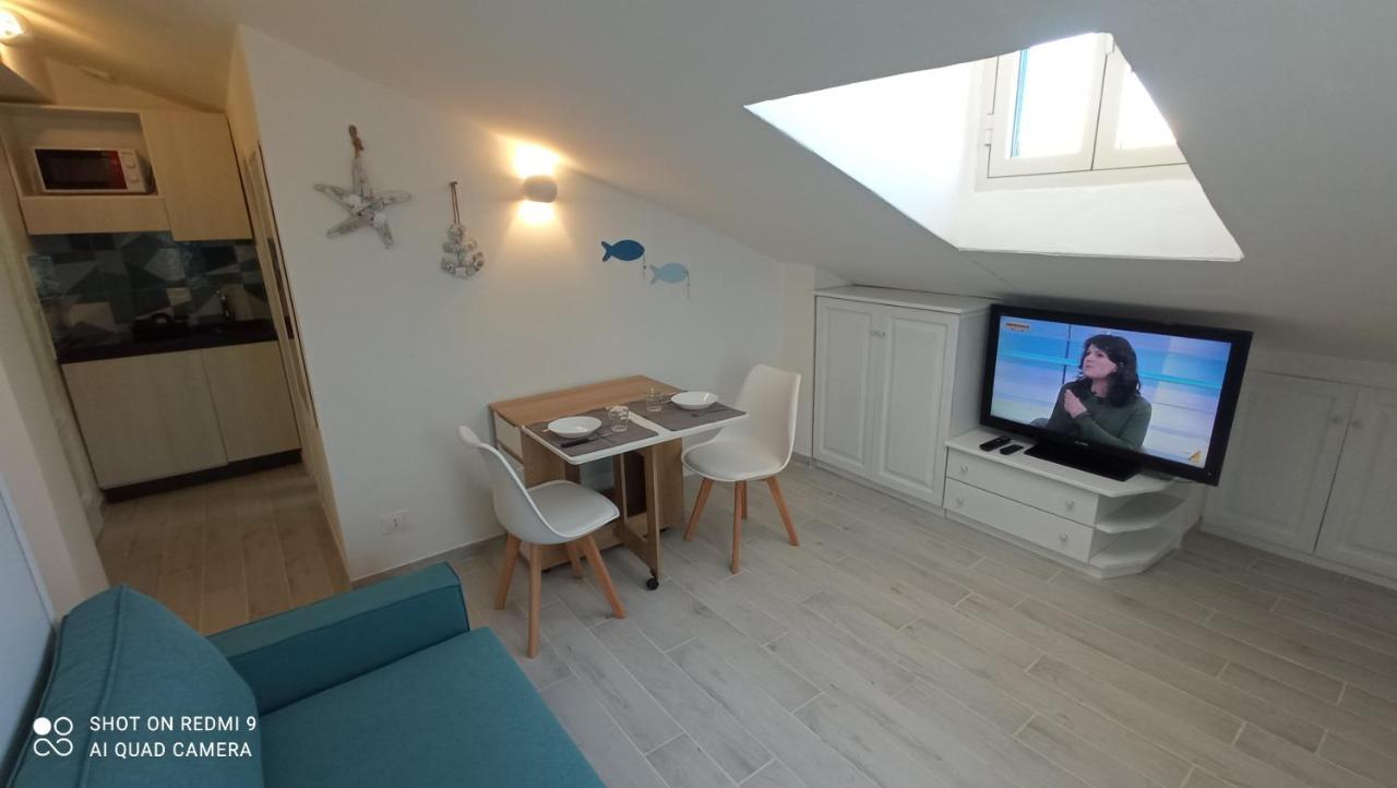 Monolocale Mansarda A Porto Santo Stefano Argentario Apartment Exterior photo